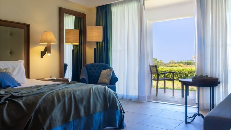 Giannoulis – Cavo Spada Luxury Sports & Leisure Resort & Spa